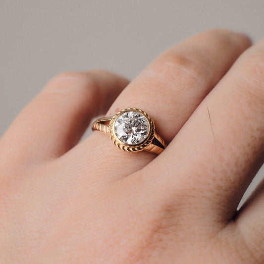 Isolde Diamond Ring
