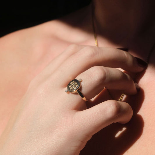 Liberi Vivas Roman Diamond Signet Ring