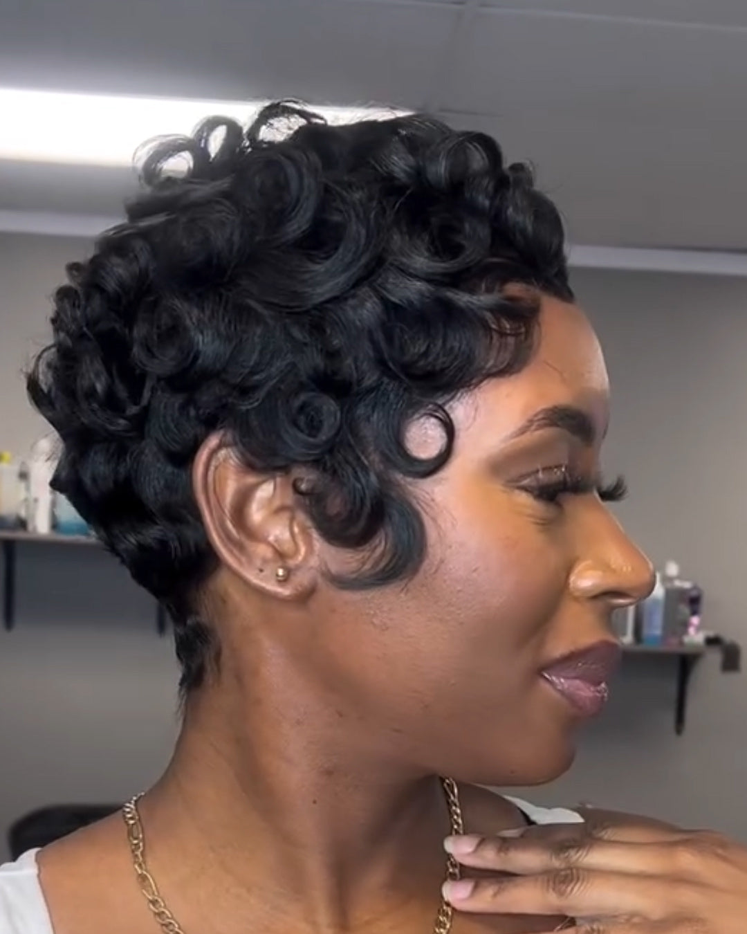 Highlight Wavy Short Curly Pixie Wig