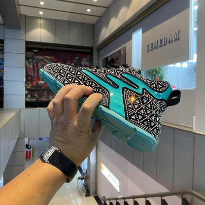 Street-style glamorous rhinestone sneakers