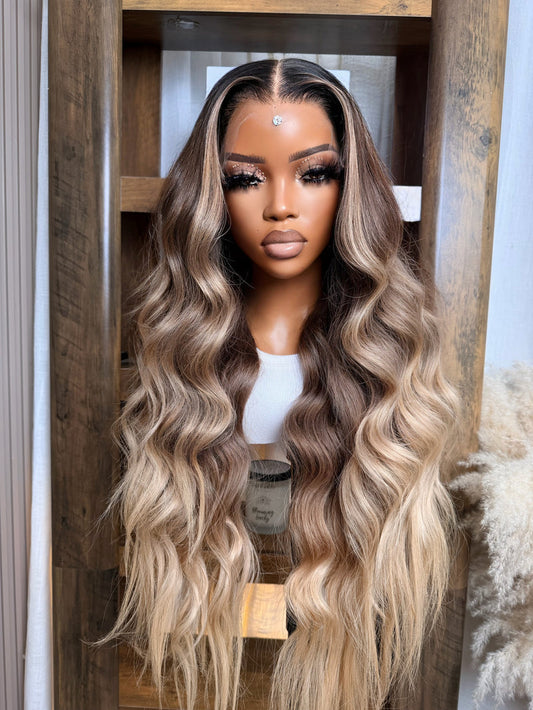 WEAR GO Champagne Muse WIG