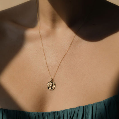 Circe Mini Medallion
