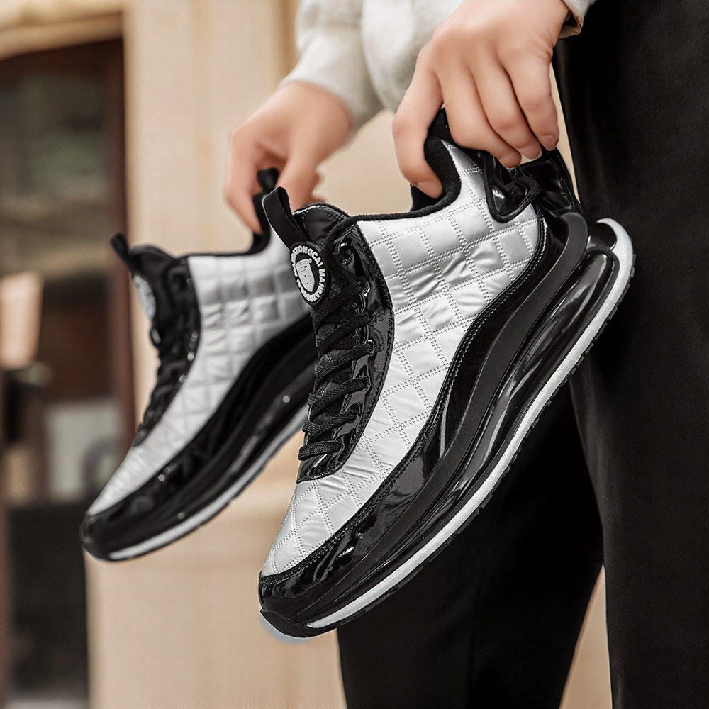 Warm and soft athletic shoes