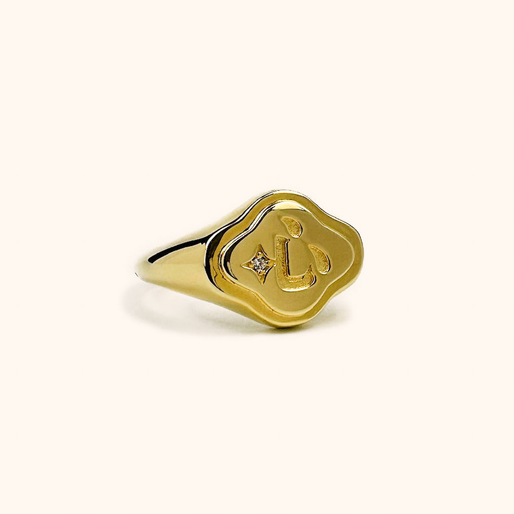 Shining Heart Signet Ring