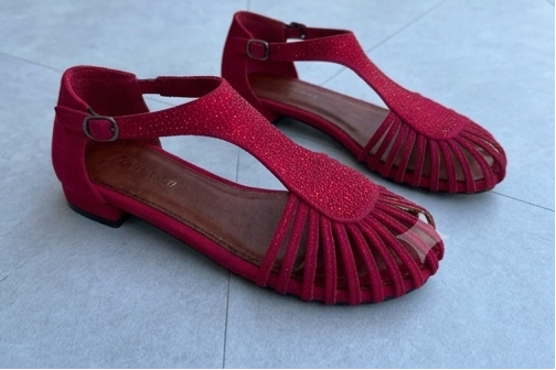 STONE DETAILS MINI SANDALS