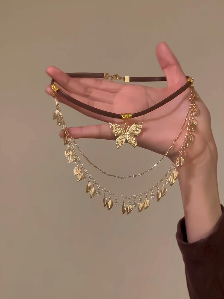 Maillard leaf-shaped tassels leather necklace