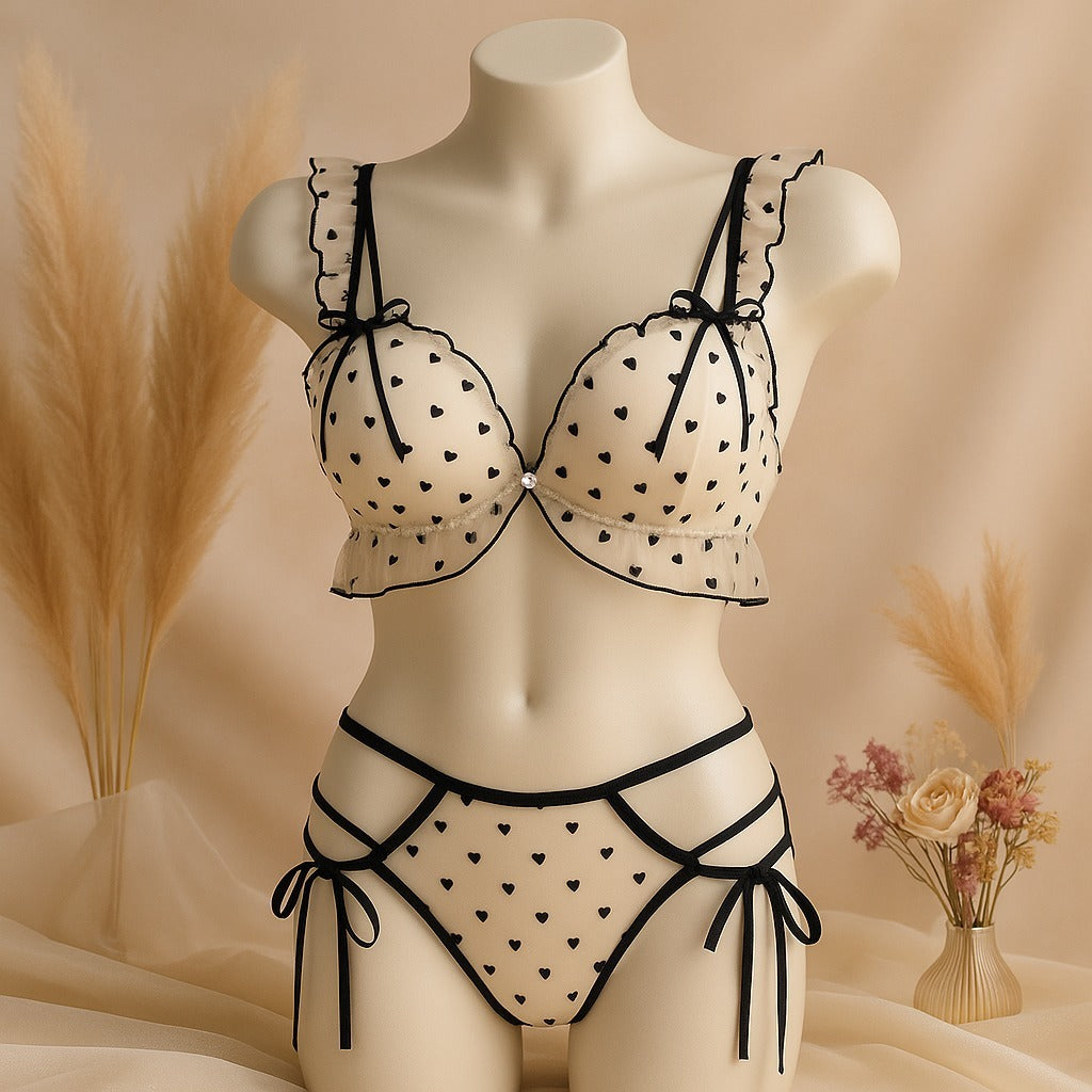 New High-Quality Black Heart Embroidered Push-Up Bra with Cute Lace Panty Set