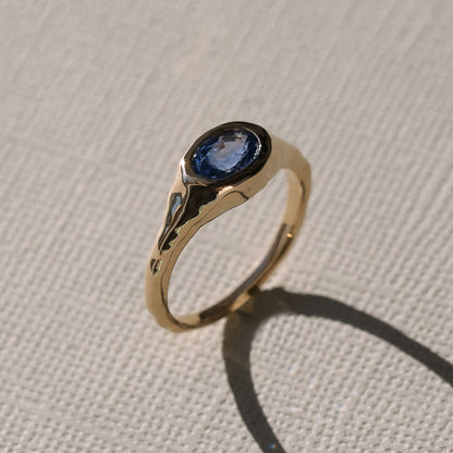 Amphitrite Molten Sapphire Ring