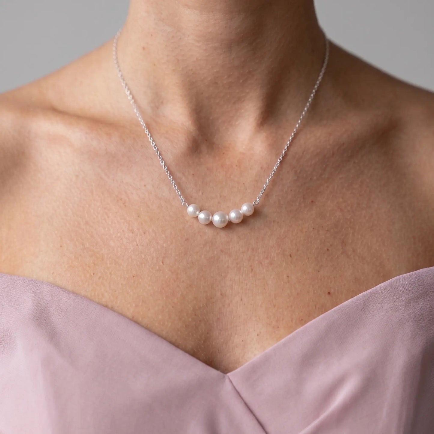Bridesmaid Gift 925 Sterling Silver Freshwater Pearl "Smile" Bar Necklace for Brides (5-5.5mm)
