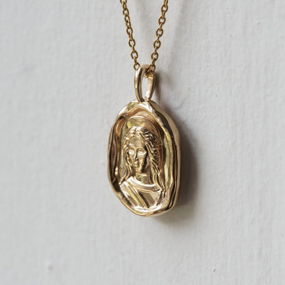 Clytemnestra Pendant