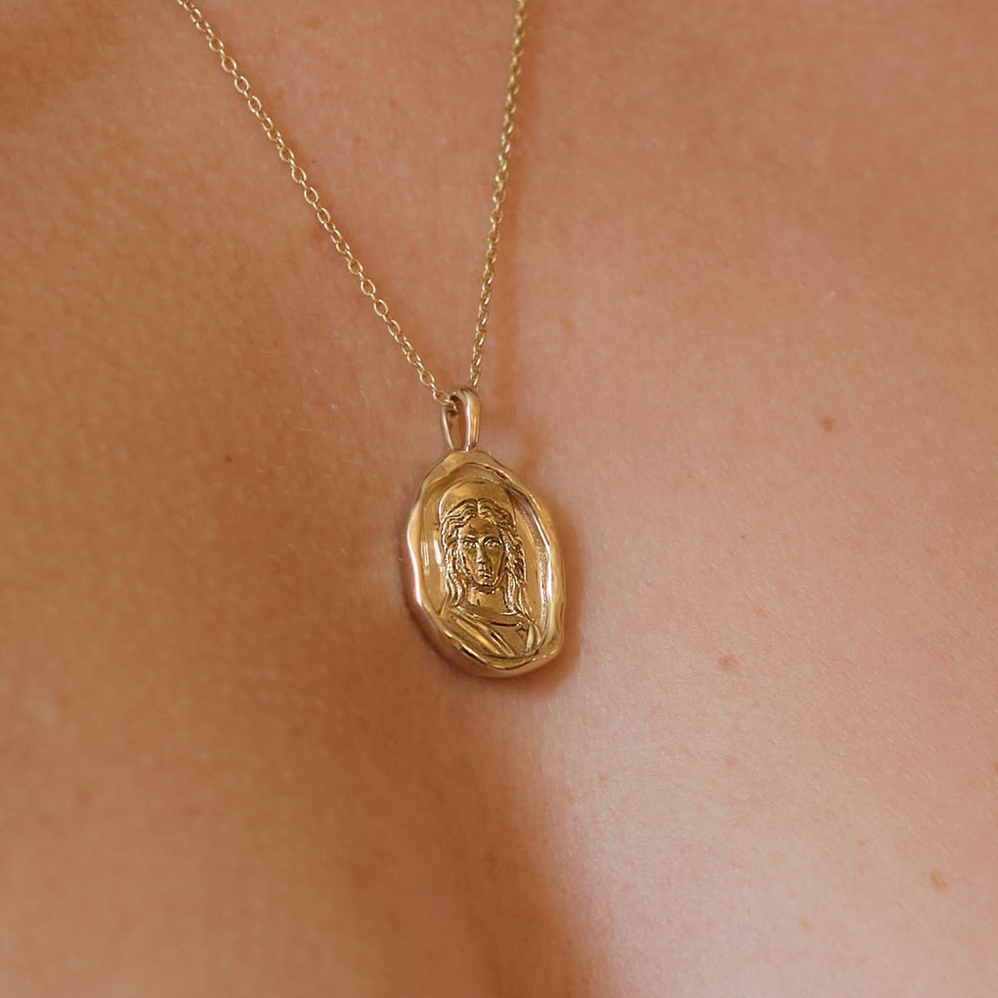 Clytemnestra Pendant