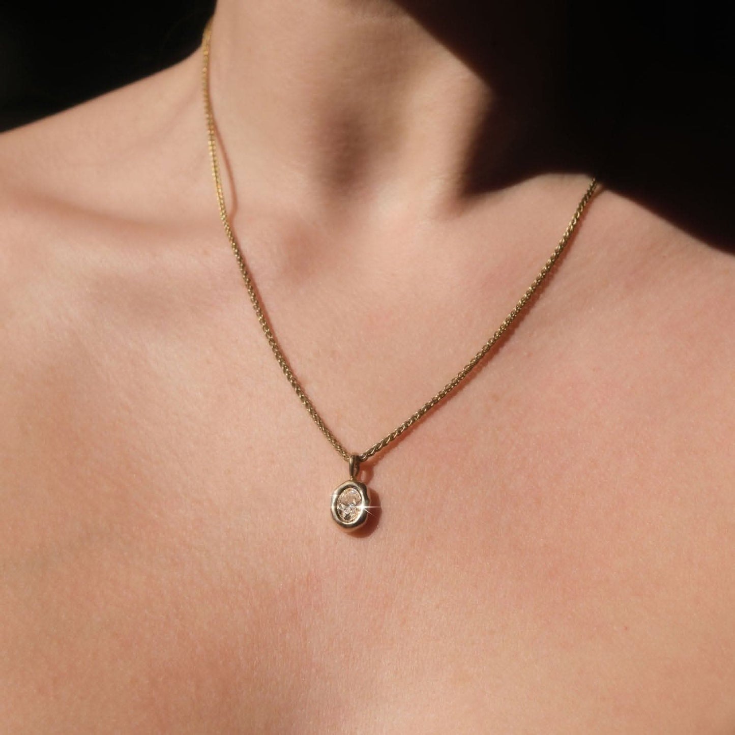 Molten Heirloom Pendant - Diamond