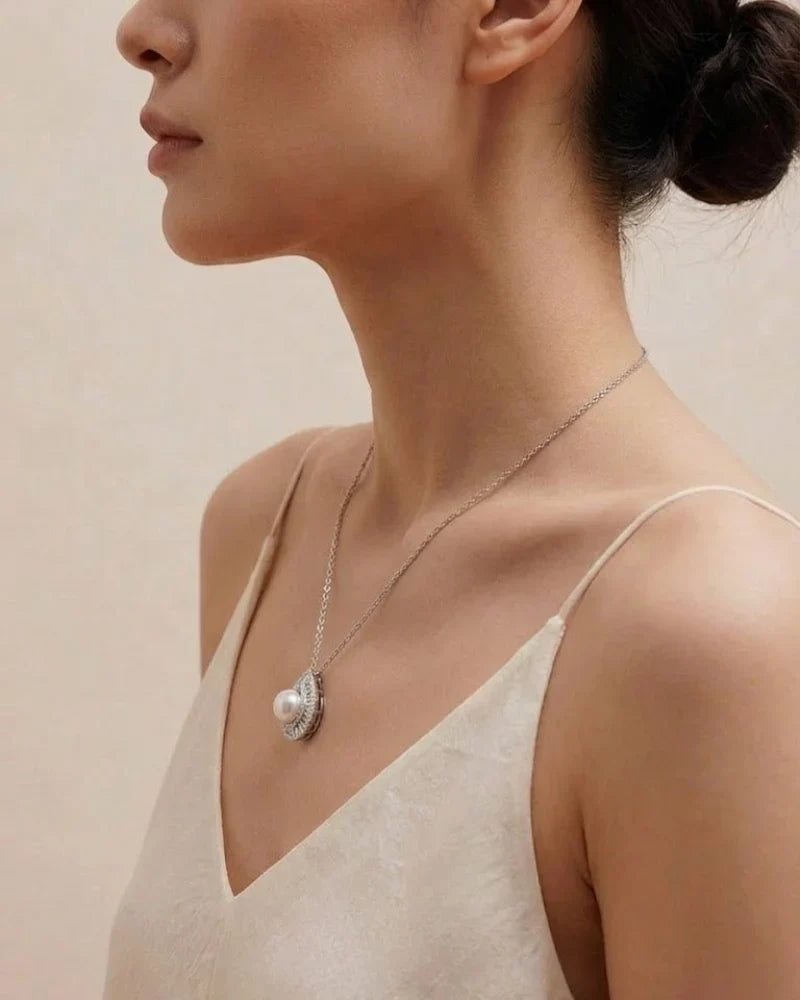 7-7.5mm Dainty White Freshwater Pearl Teardrop Necklace