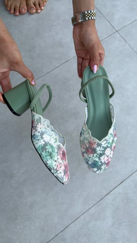 Daisy embroidery WOMEN'S HIGH HEELS