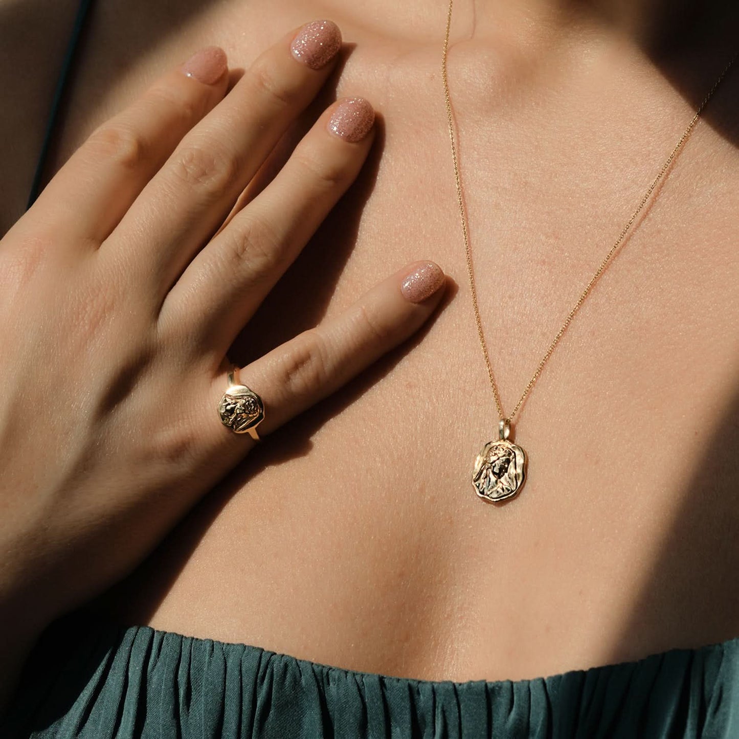 Gaia Mini Medallion