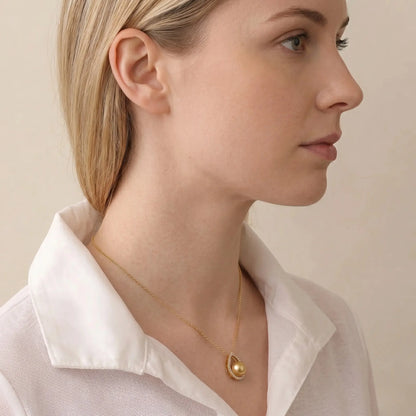 18K Solid Gold Champagne South Sea Pearl Pendant Necklace for Women