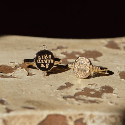 Liberi Vivas Roman Diamond Signet Ring