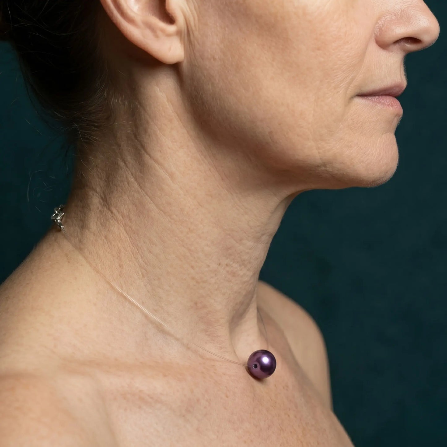 18K Solid Gold Premium Edison Purple Pearl Floating Necklace - Invisible Chain Solitaire